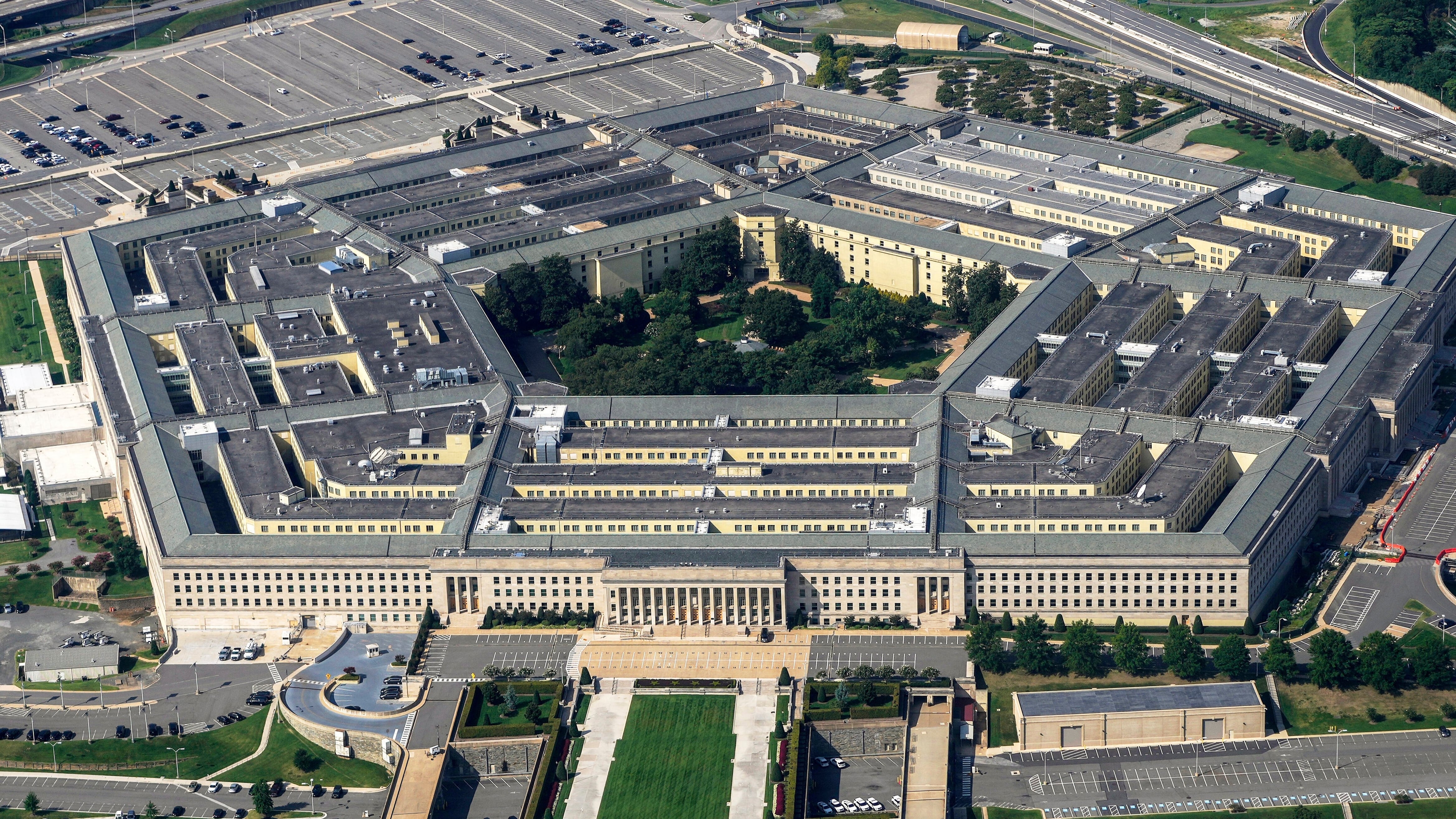 Pentagon lockdown lifted after false alarm