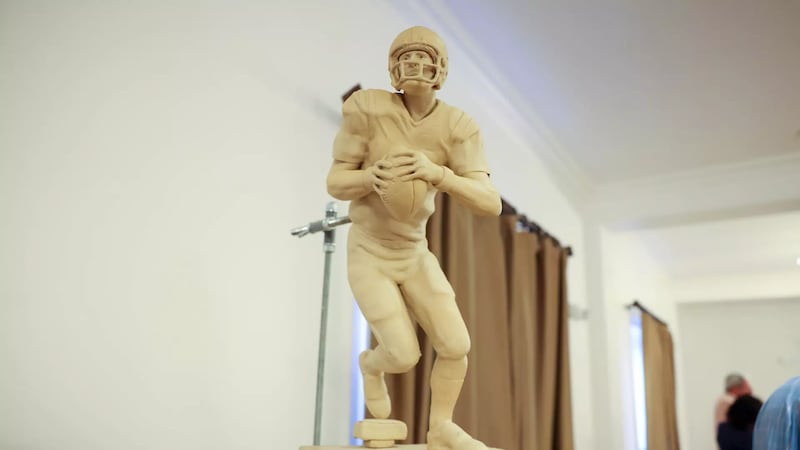 The planned statue of Archie Manning