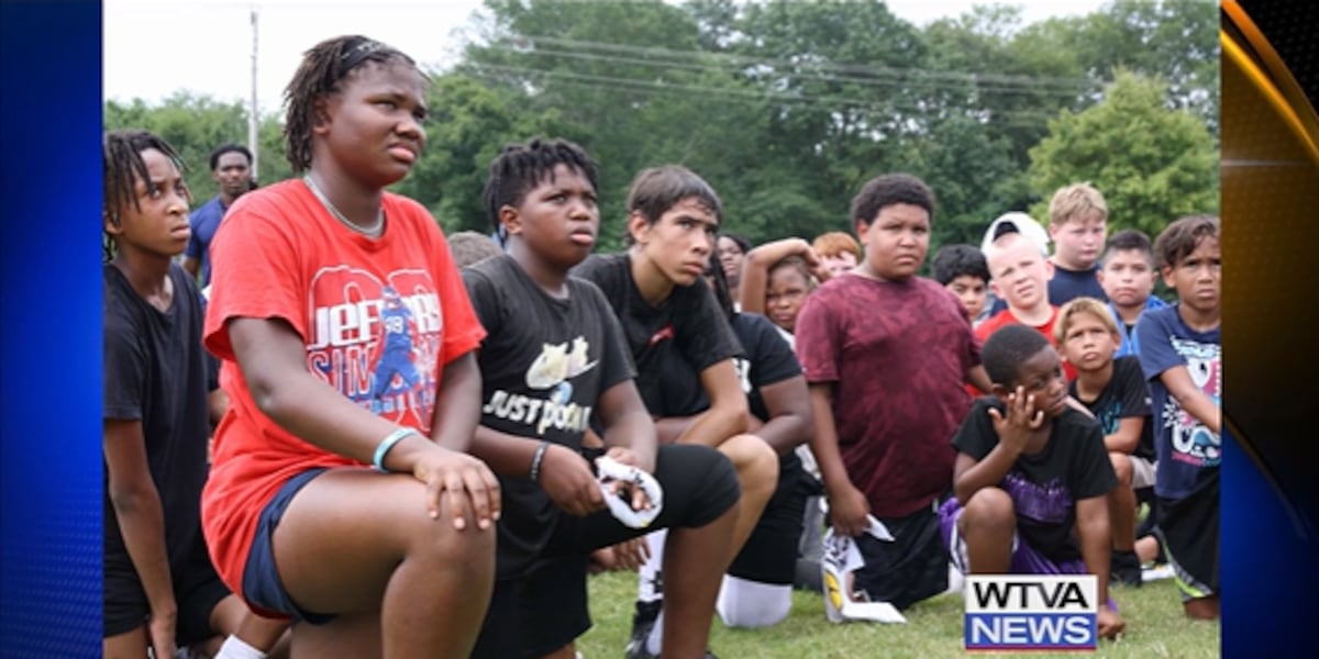 Free NFL youth camp promotes academics, teamwork and leadership