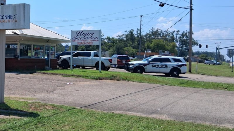 Law enforcement raided the Union Smokeshop in New Albany, Mississippi, on Aug. 6, 2026.